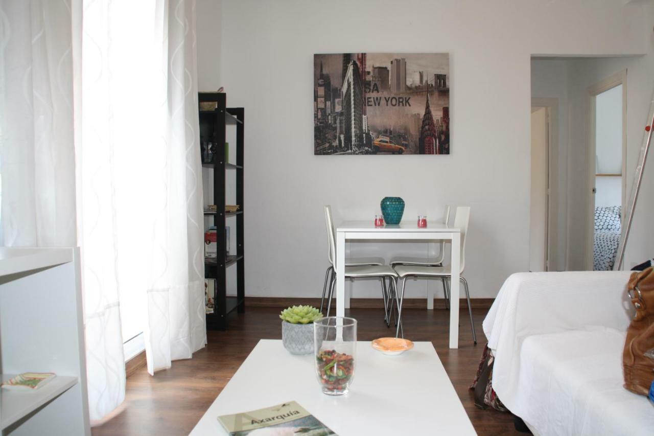 Apartamento Tia Maria Apartment Malaga Exterior photo