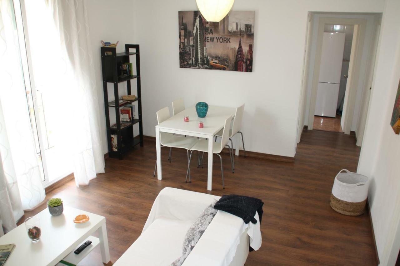Apartamento Tia Maria Apartment Malaga Exterior photo