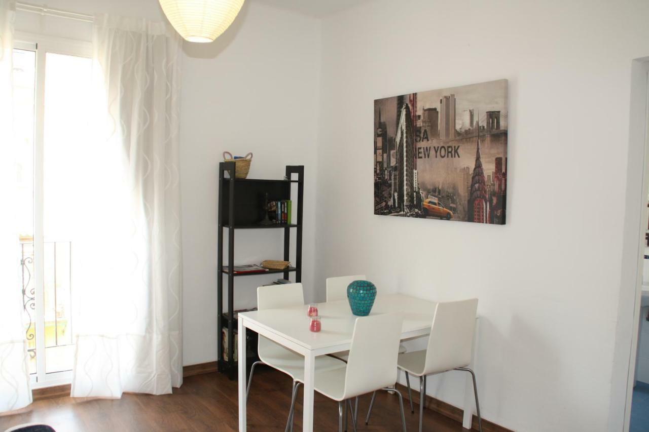 Apartamento Tia Maria Apartment Malaga Exterior photo